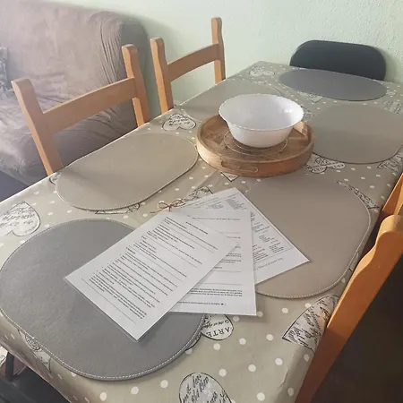 Familial 4,6 Personnes Avec Piscine Besse-et-Saint-Anastaise