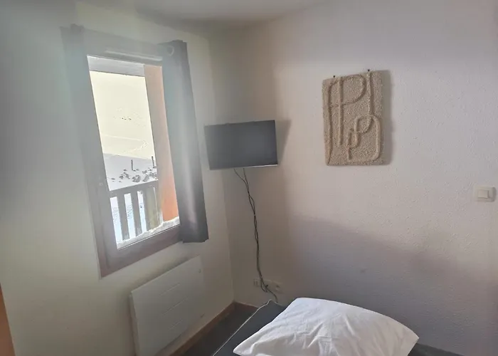 Familial 4,6 Personnes Avec Piscine Lägenhet